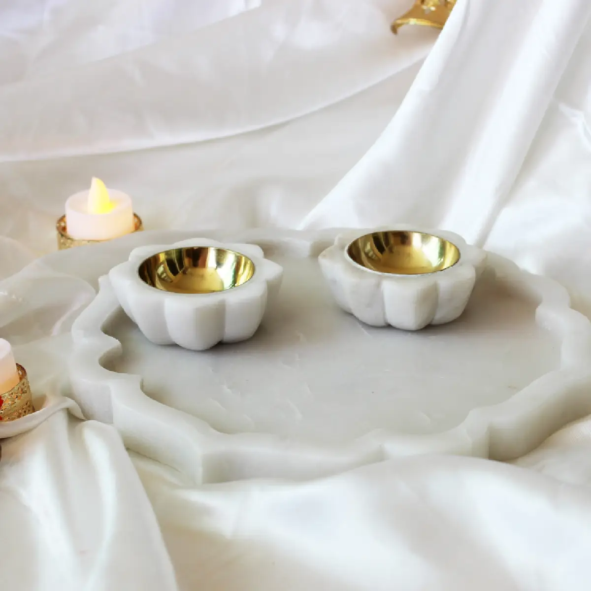 White Marble Platter with Dia & Brass Inlay