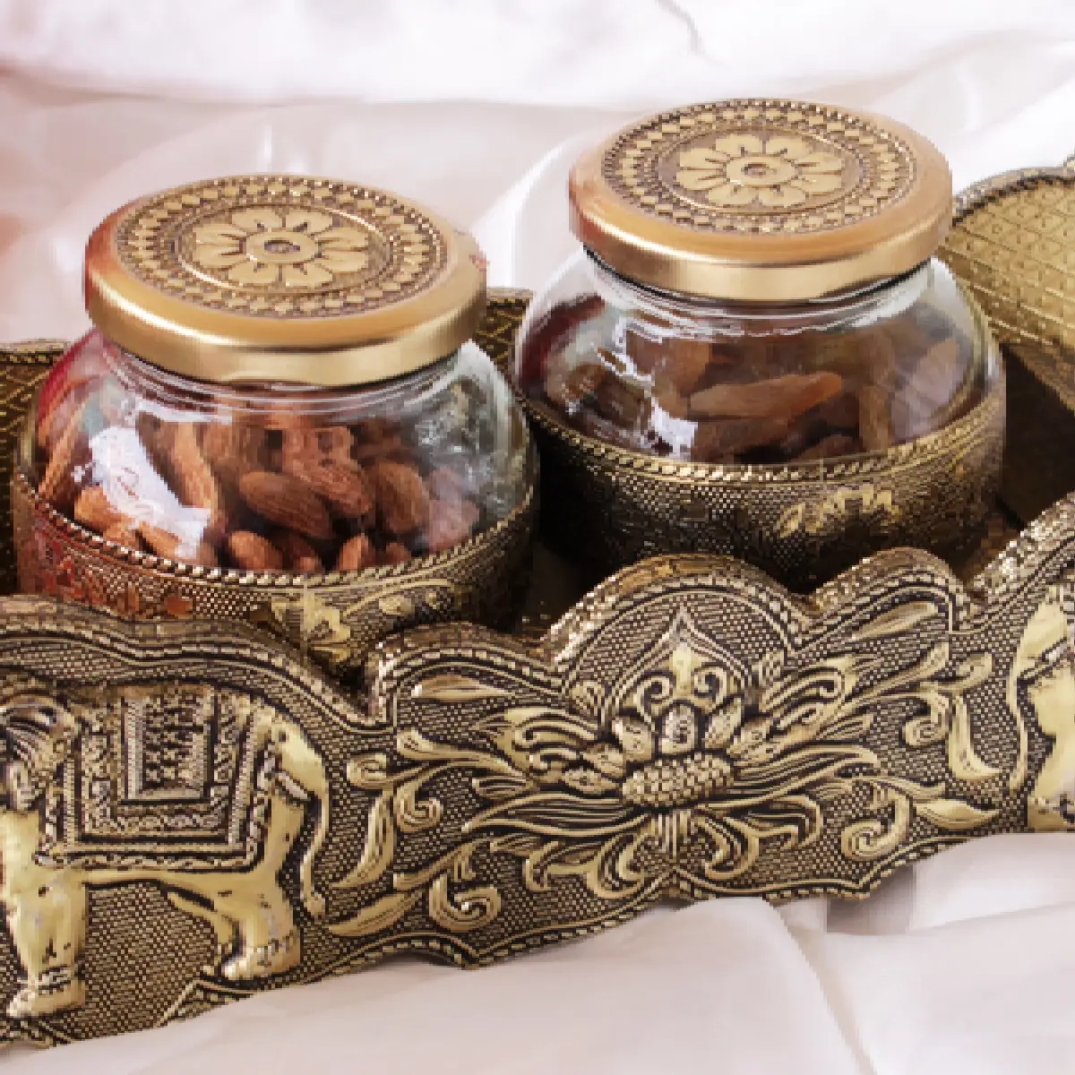Traditional Elegance Glass Jar Tray Combo
