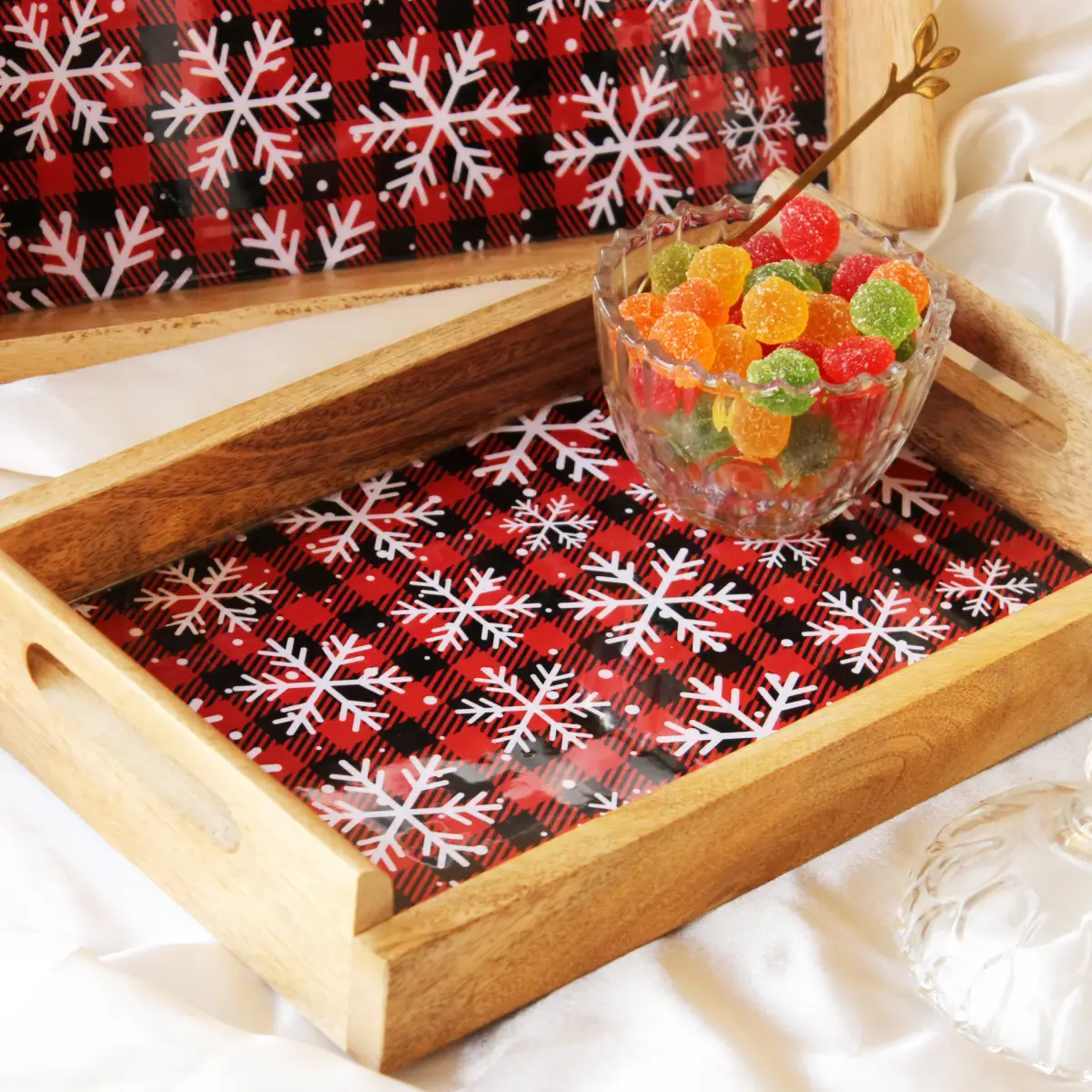 Snowflake Fantasy MangoWood Serving Tray