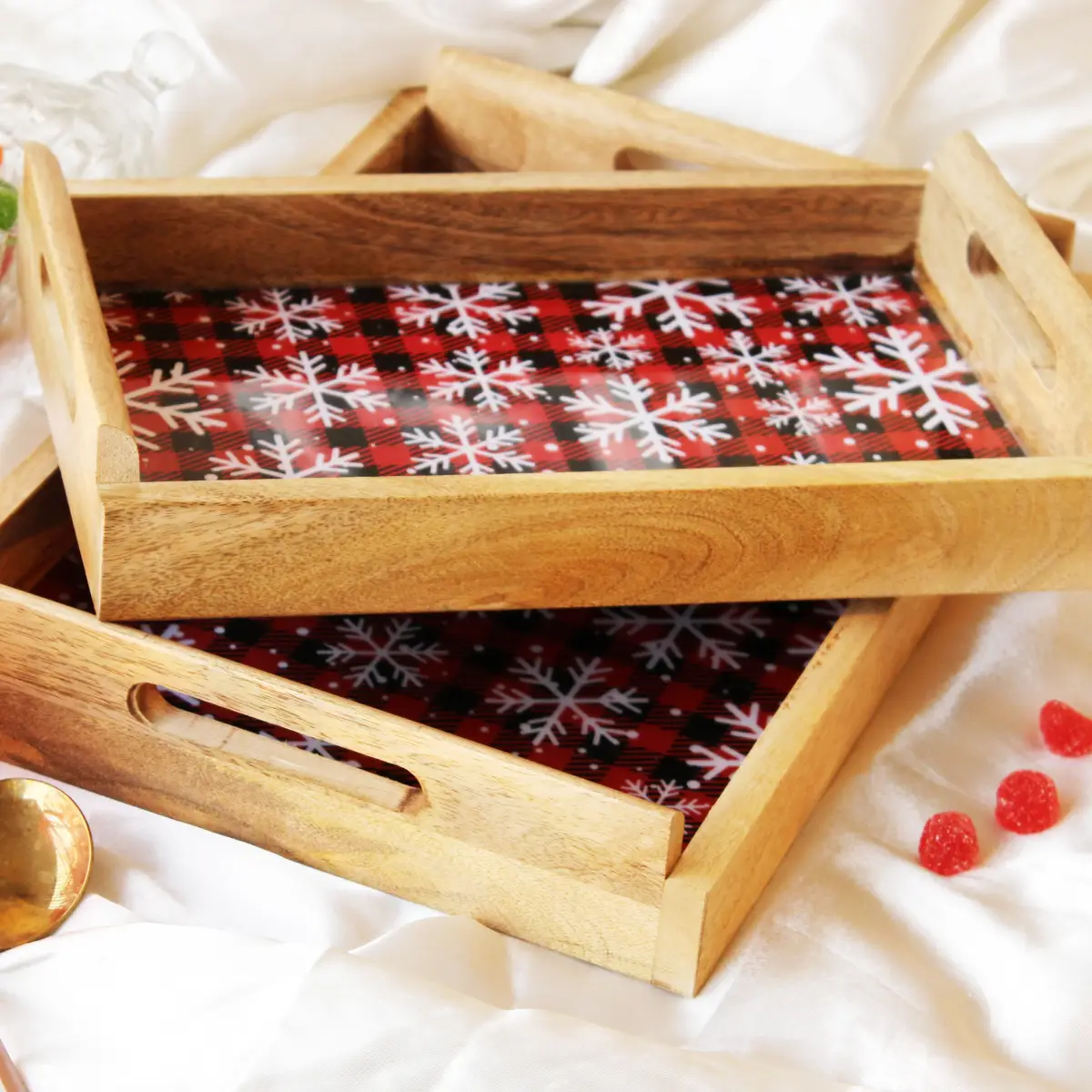 Snowflake Fantasy MangoWood Serving Tray