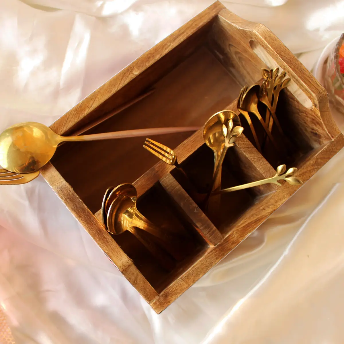 Snowflake Fantasy MangoWood Cutlery Holder