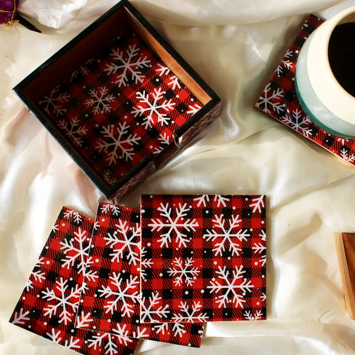 Snowflake Fantasy Wood Coasters Set with Holder