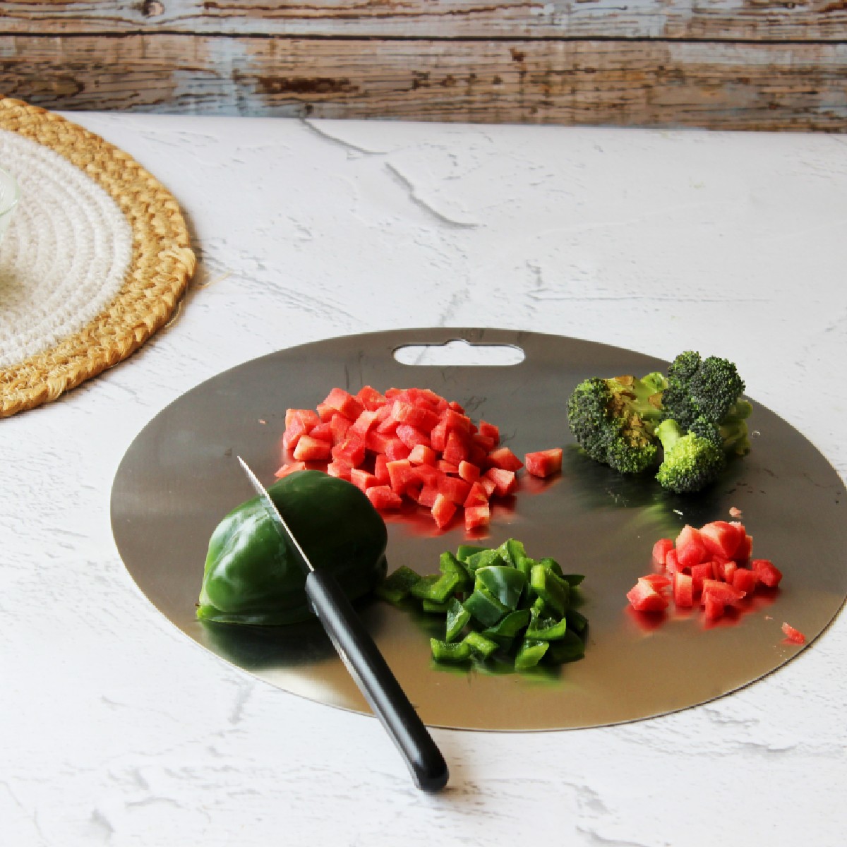 Stainless Steel Round Chopping Board with Grip Handle (12 Inches x 1MM (Height))