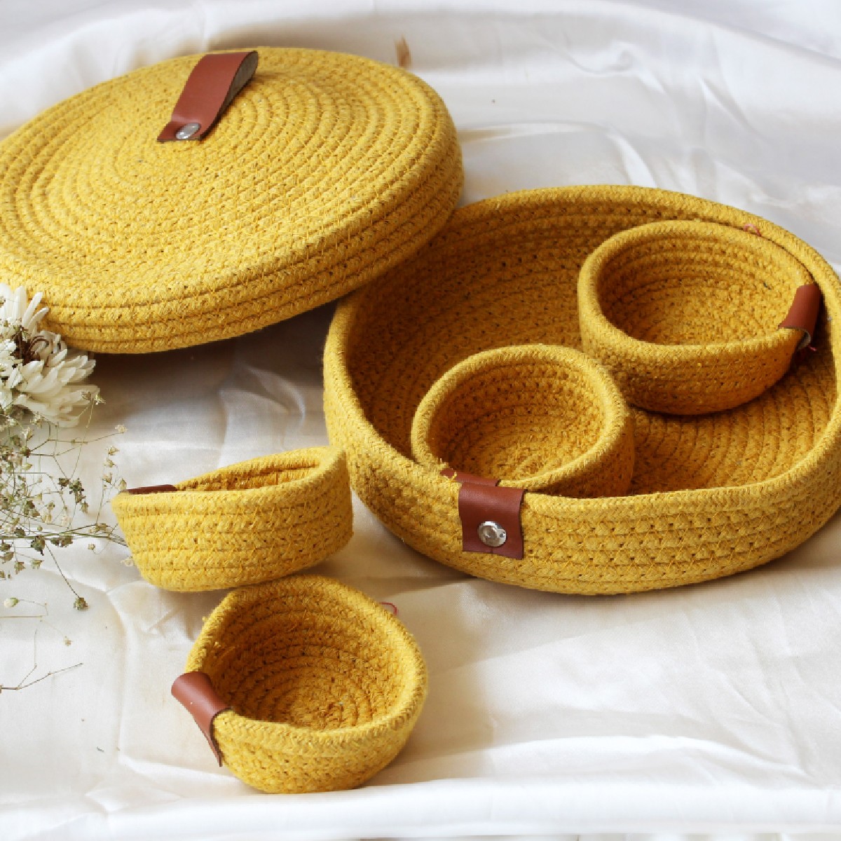 Mustard Burst Rope Crafted Serving Set with 4 Bowls (Size- 23*23*6 cm , Weight - 450 gm)