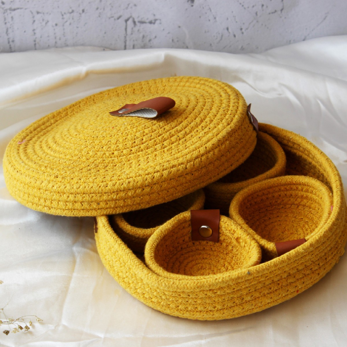 Mustard Burst Rope Crafted Serving Set with 4 Bowls (Size- 23*23*6 cm , Weight - 450 gm)