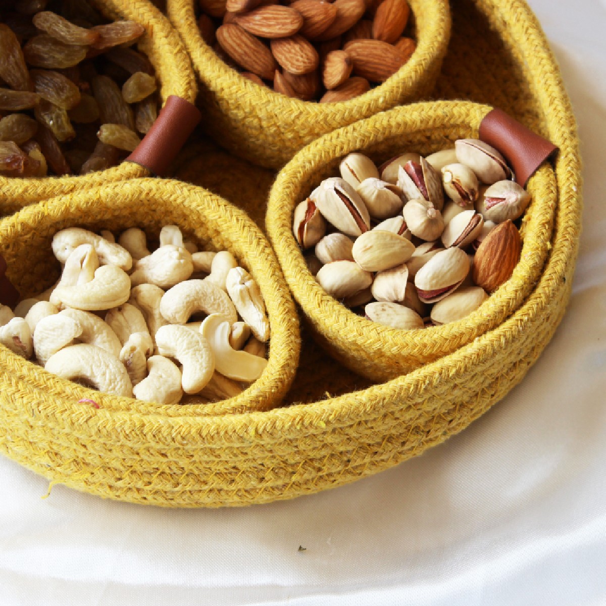 Mustard Burst Rope Crafted Serving Set with 4 Bowls (Size- 23*23*6 cm , Weight - 450 gm)