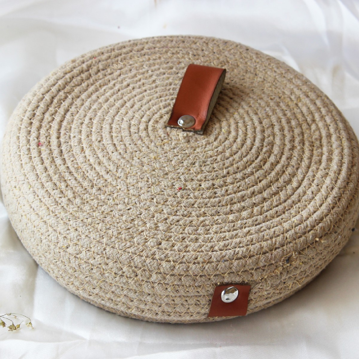 Warm Tan Rope Crafted Serving Set with 4 Bowls (Size- 23*23*6 cm , Weight - 450 gm)