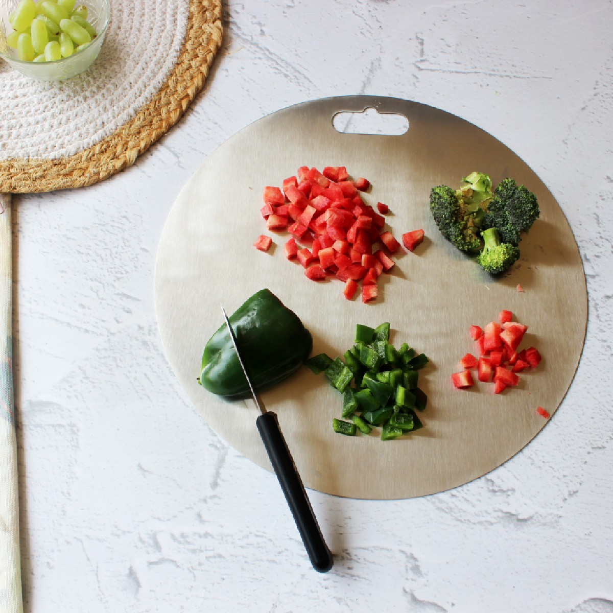 Stainless Steel Round Chopping Board with Grip Handle (12 Inches x 1MM (Height))