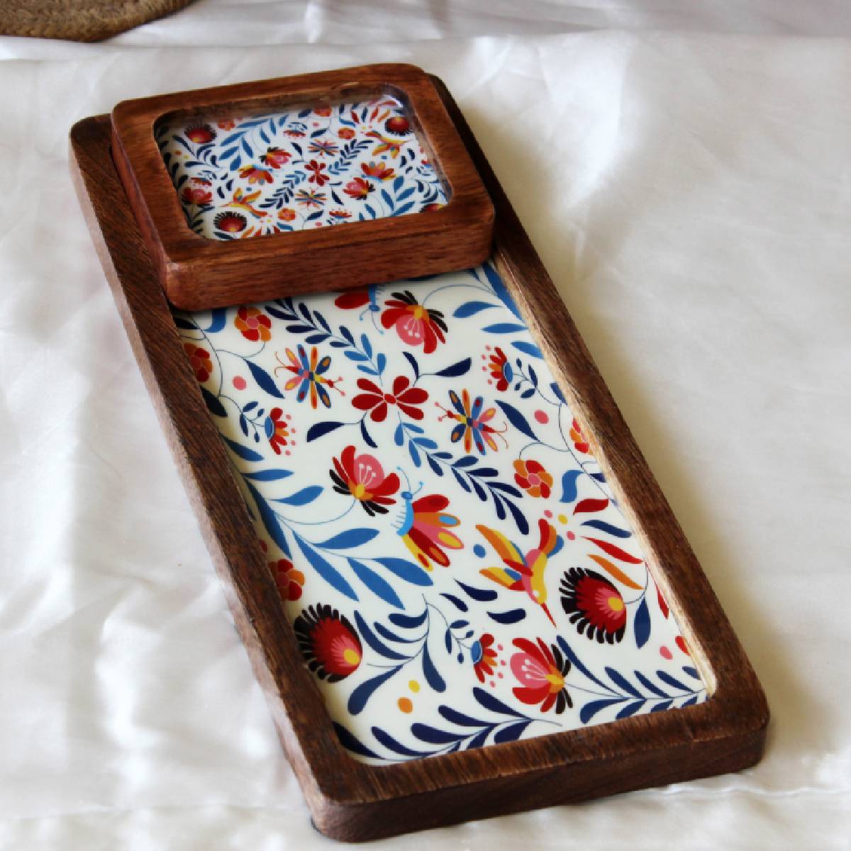 Chitrakari Mehmaan Nawaazi Mangowood Duo  (Tray + Coaster)
