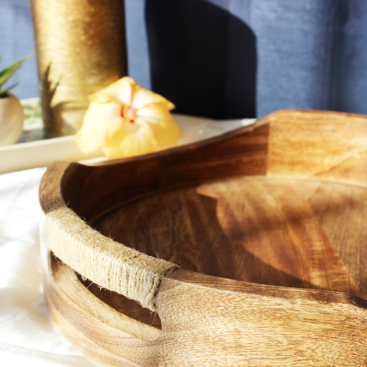 Acacia Round Breakfast Tray with Rope Handles