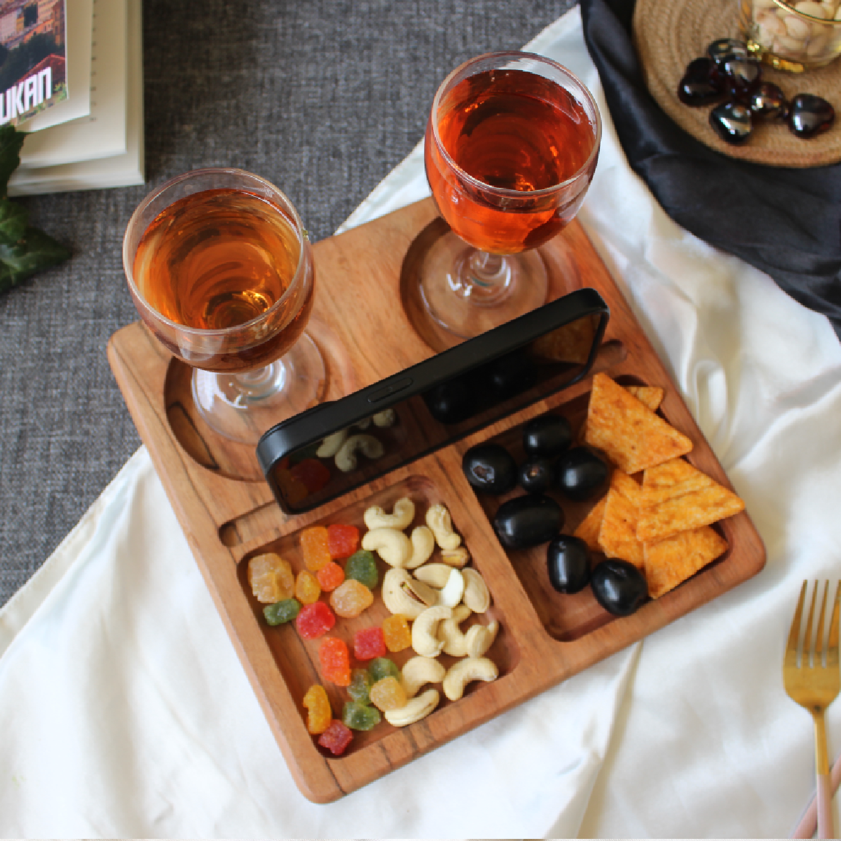 Acacia Quad Party Tray