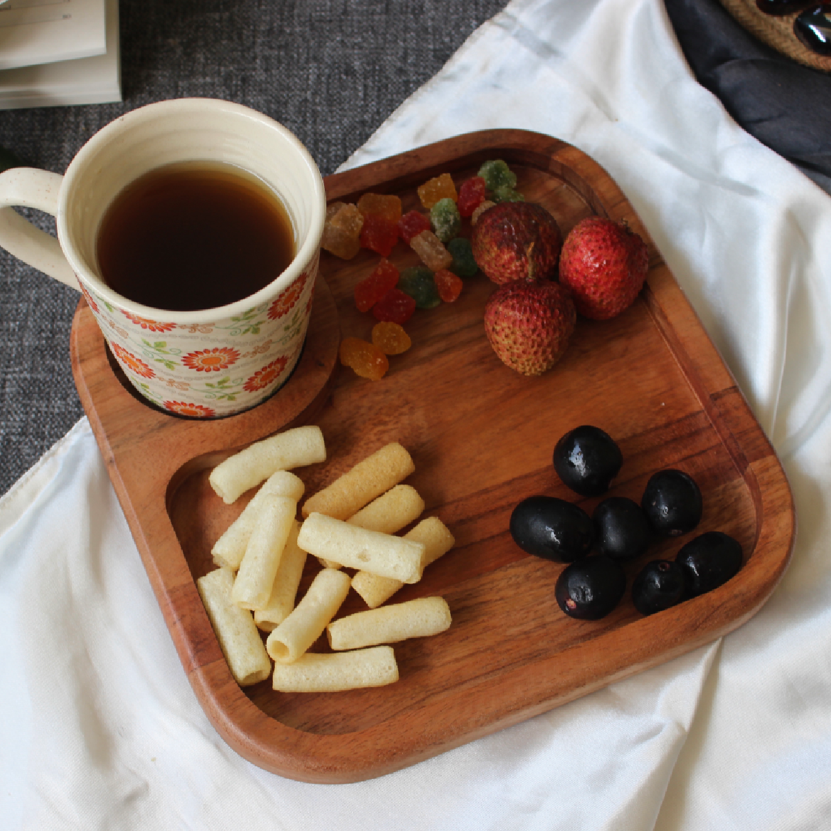 Acacia Corner Café Tray