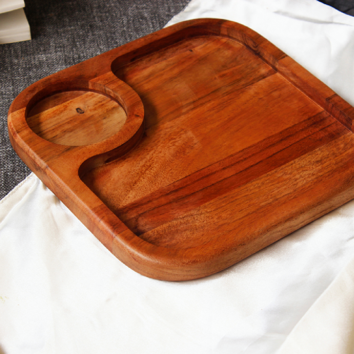 Acacia Corner Café Tray