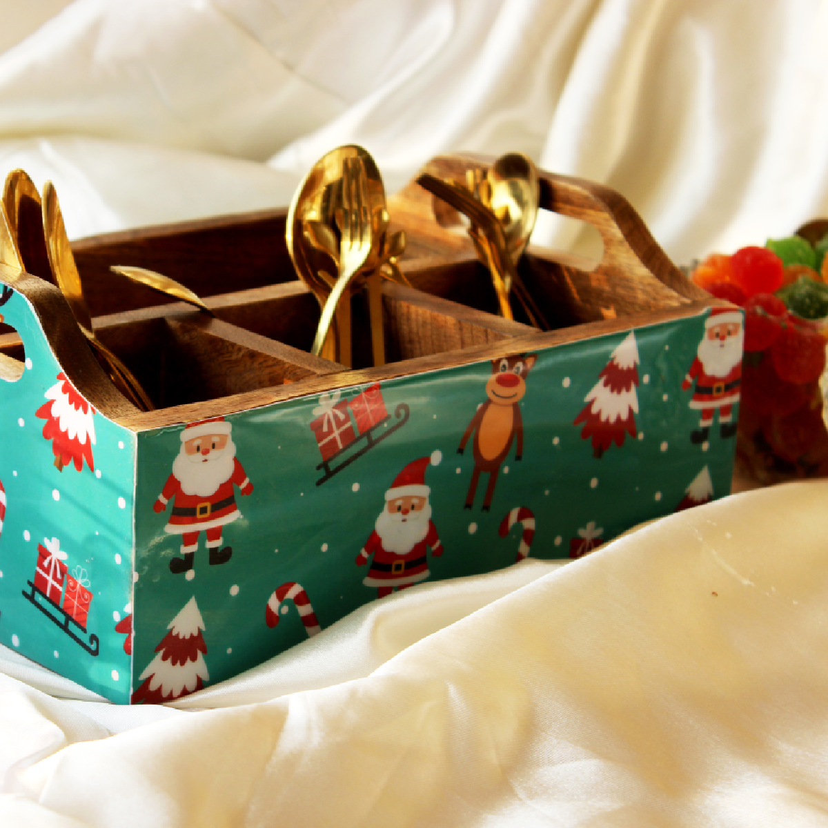 Jingle & Jolly MangoWood Cutlery Holder
