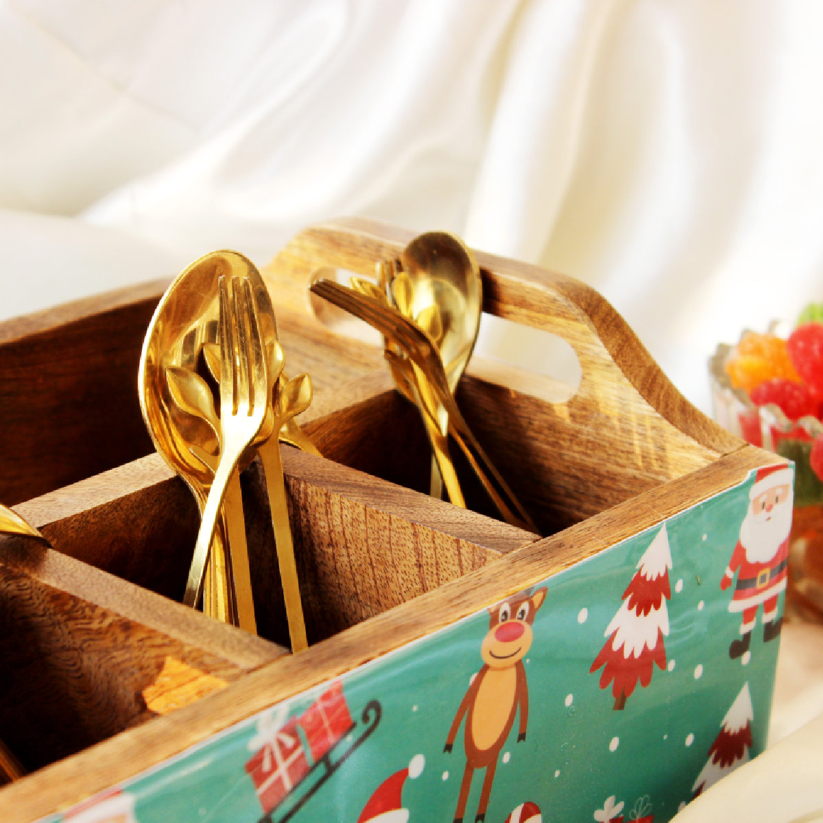 Jingle & Jolly MangoWood Cutlery Holder