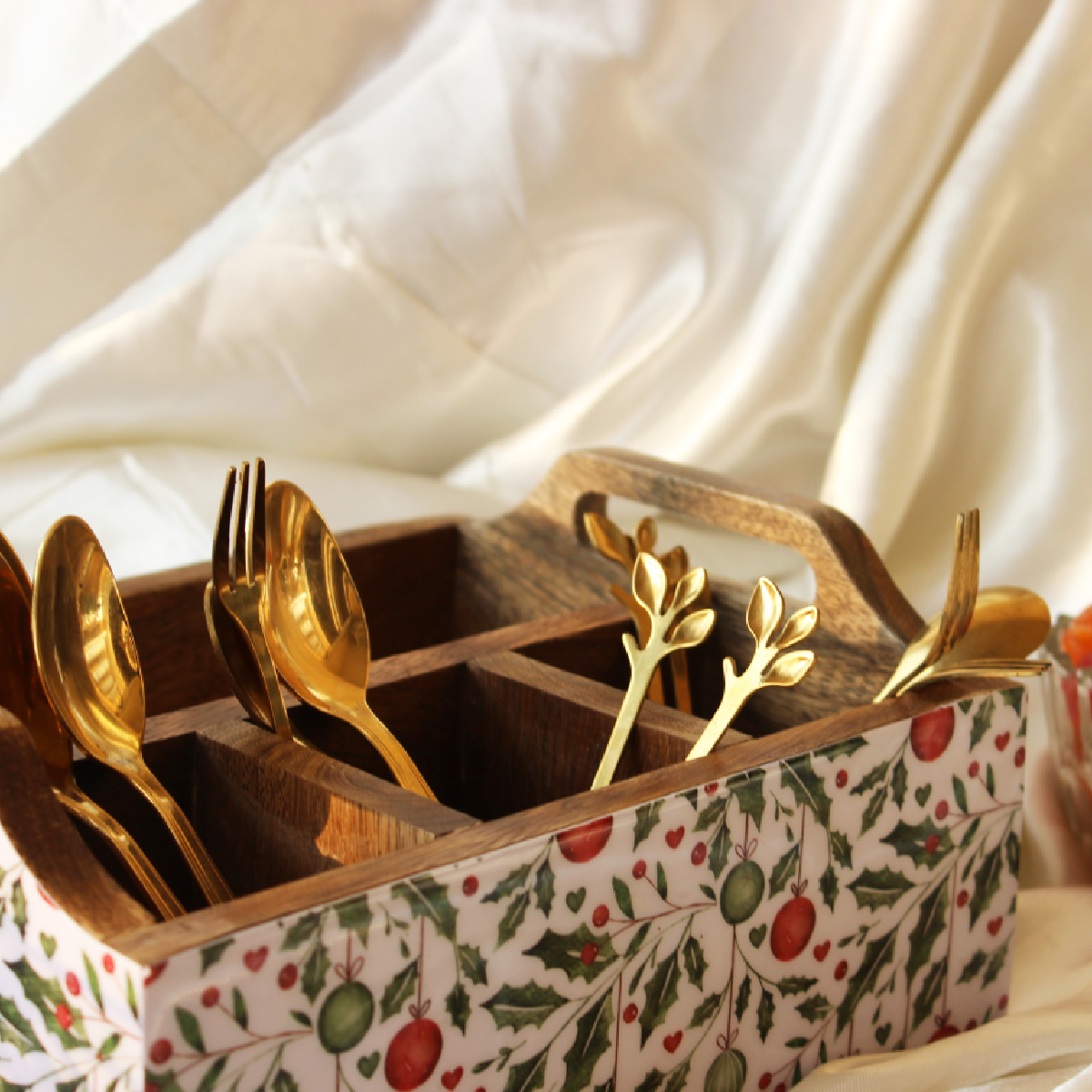 Holiday Hangings MangoWood Cutlery Holder