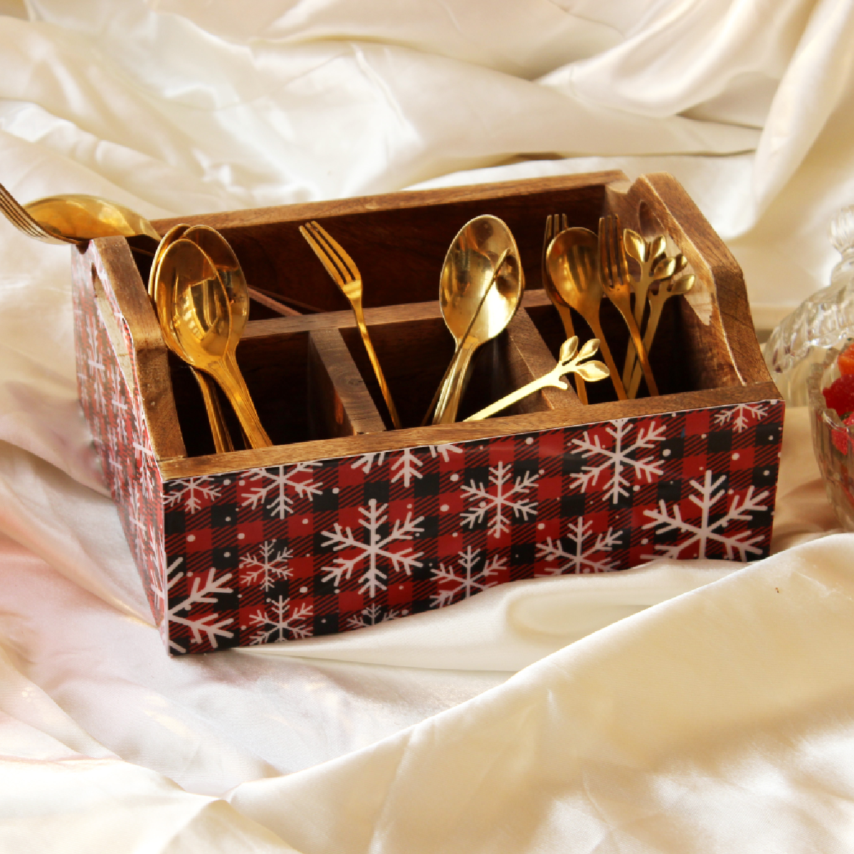 Snowflake Fantasy MangoWood Cutlery Holder
