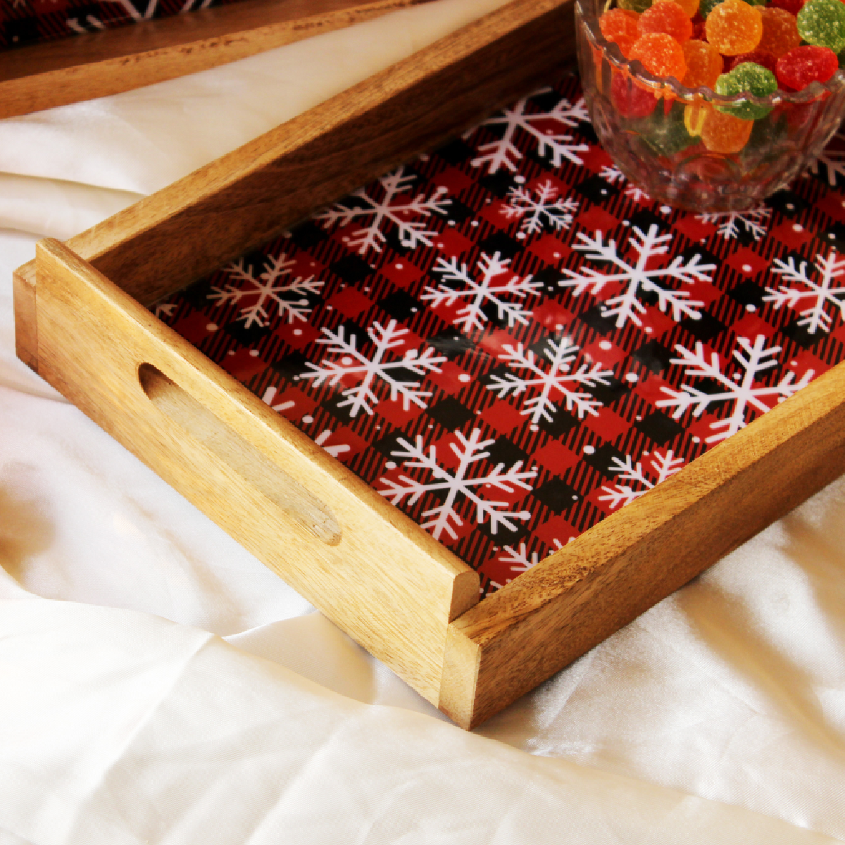 Snowflake Fantasy MangoWood Serving Tray