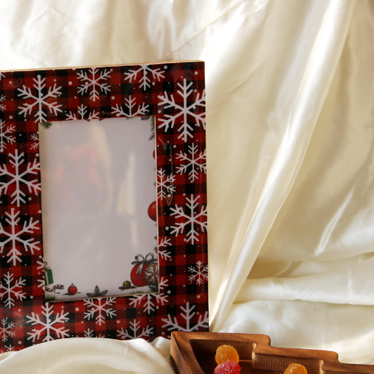 Snowflake Fantasy Wood Photoframe