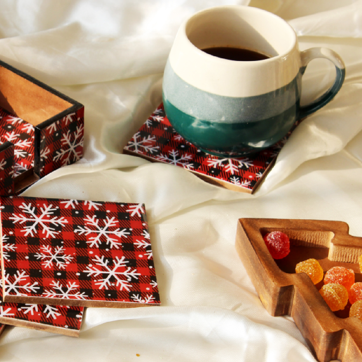 Snowflake Fantasy Wood Coasters Set with Holder