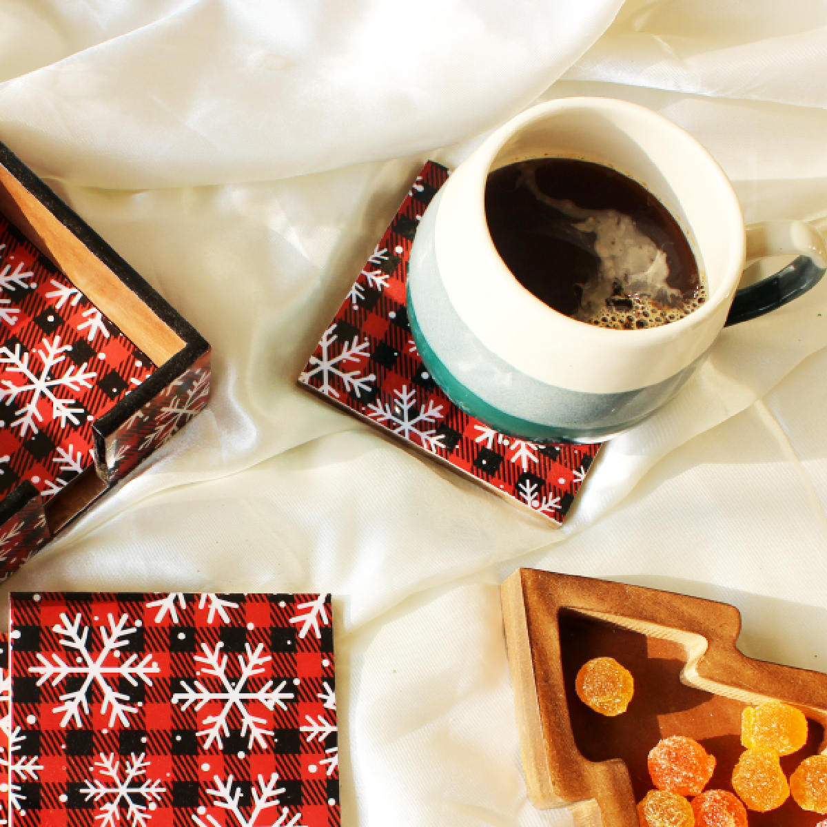 Snowflake Fantasy Wood Coasters Set with Holder